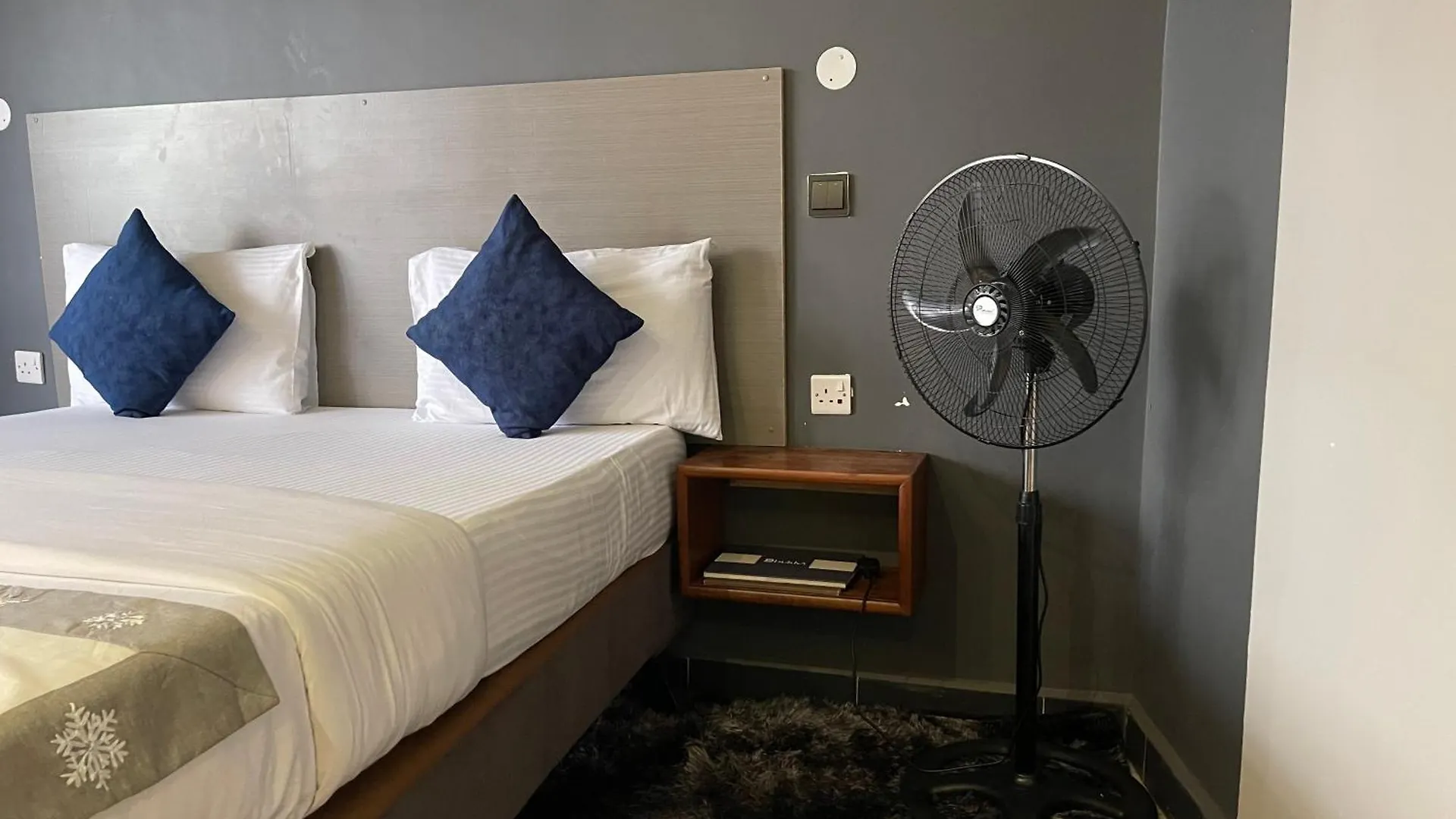 Bed & Breakfast Ashleys Hotel Kampala