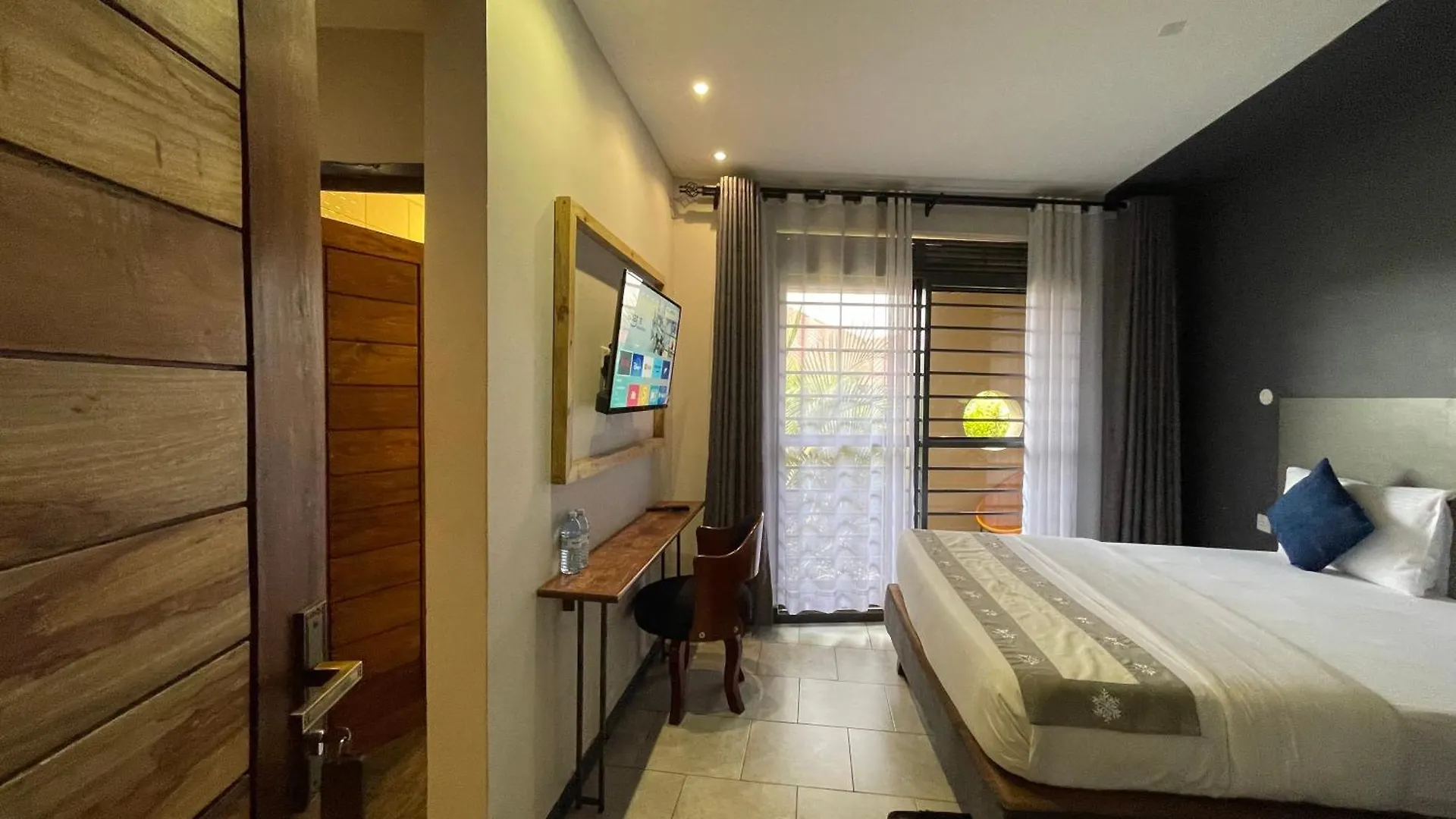 Ashleys Hotel Kampala 0*,